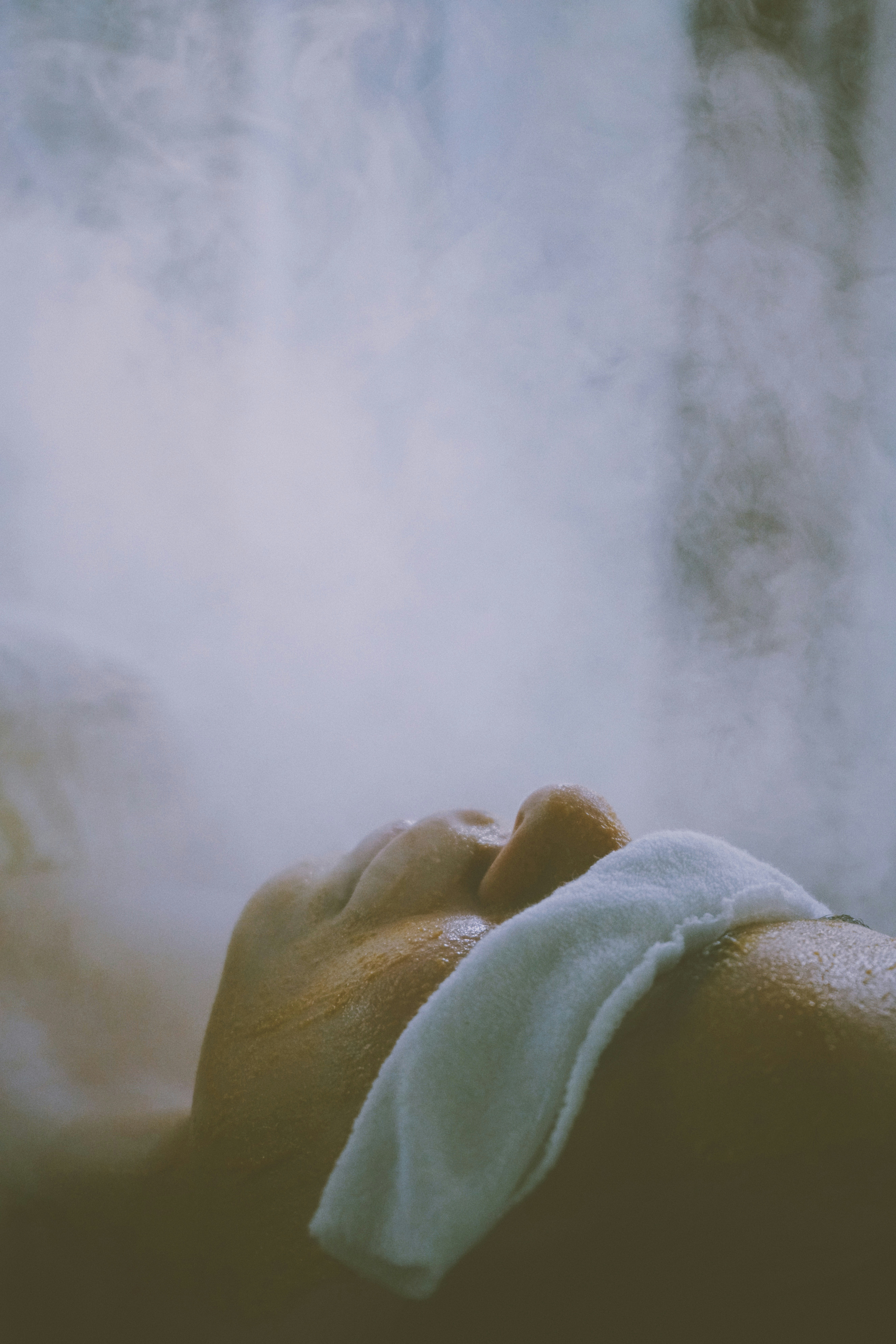 Deep Scalp Treatment + Ancienne Jade Stone Facial (120 mins)